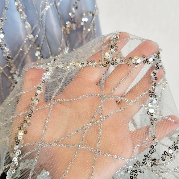 NWT TLC Say Yes Juniors Strappy Sequin-Embellished Gown in Silver/Blue Sz 1/2 - Picture 11 of 13